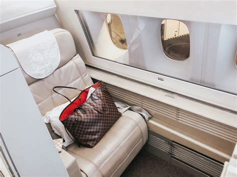 Flight review: China Eastern MU219 First Class B777 PVG .